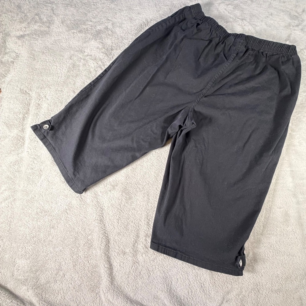 Womens Black Elastic Waist Cropped Capri Pants with Button Tab Hem Details
